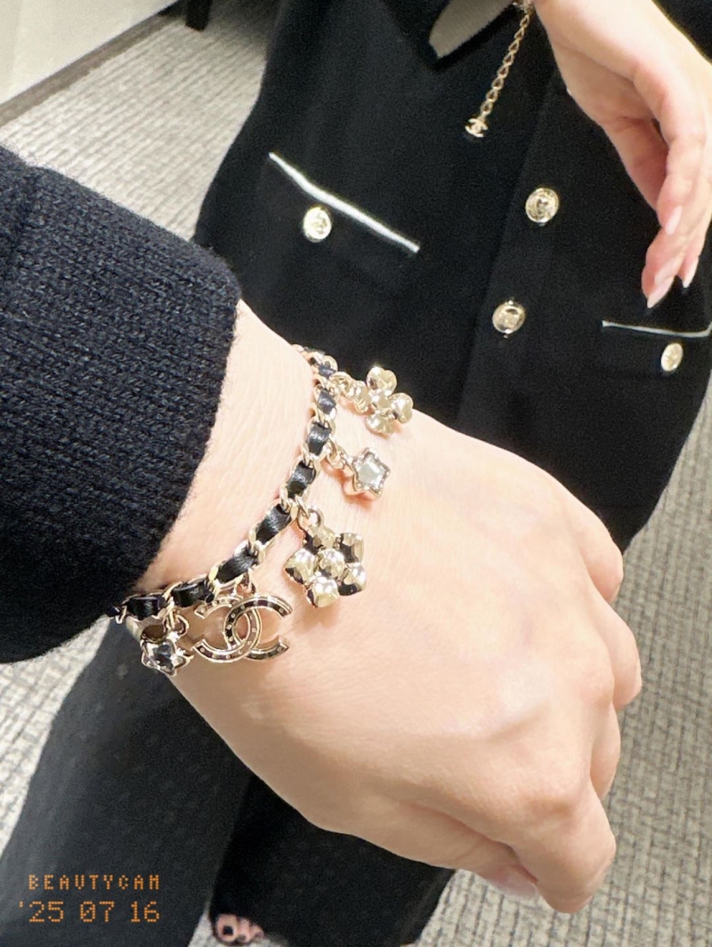 Ch**el bracelets